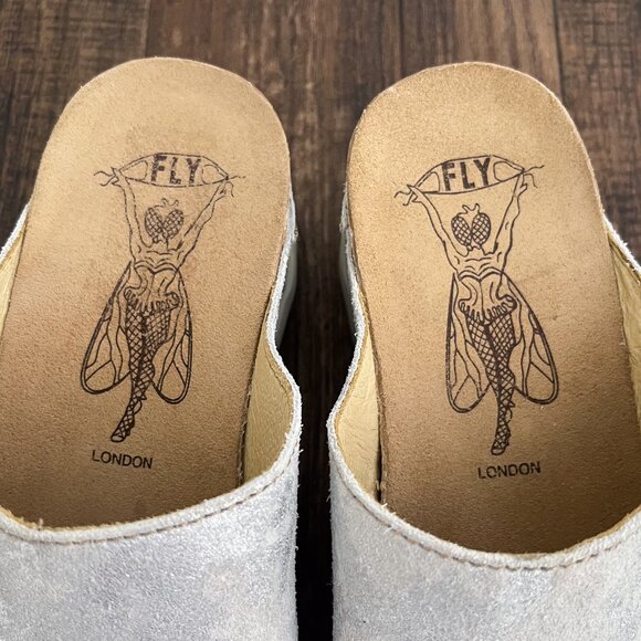 Fly London Wigg Wedge Sandal Leather Slip On Metallic US Size 7-7.5 EU 38 Silver - Picture 10 of 13